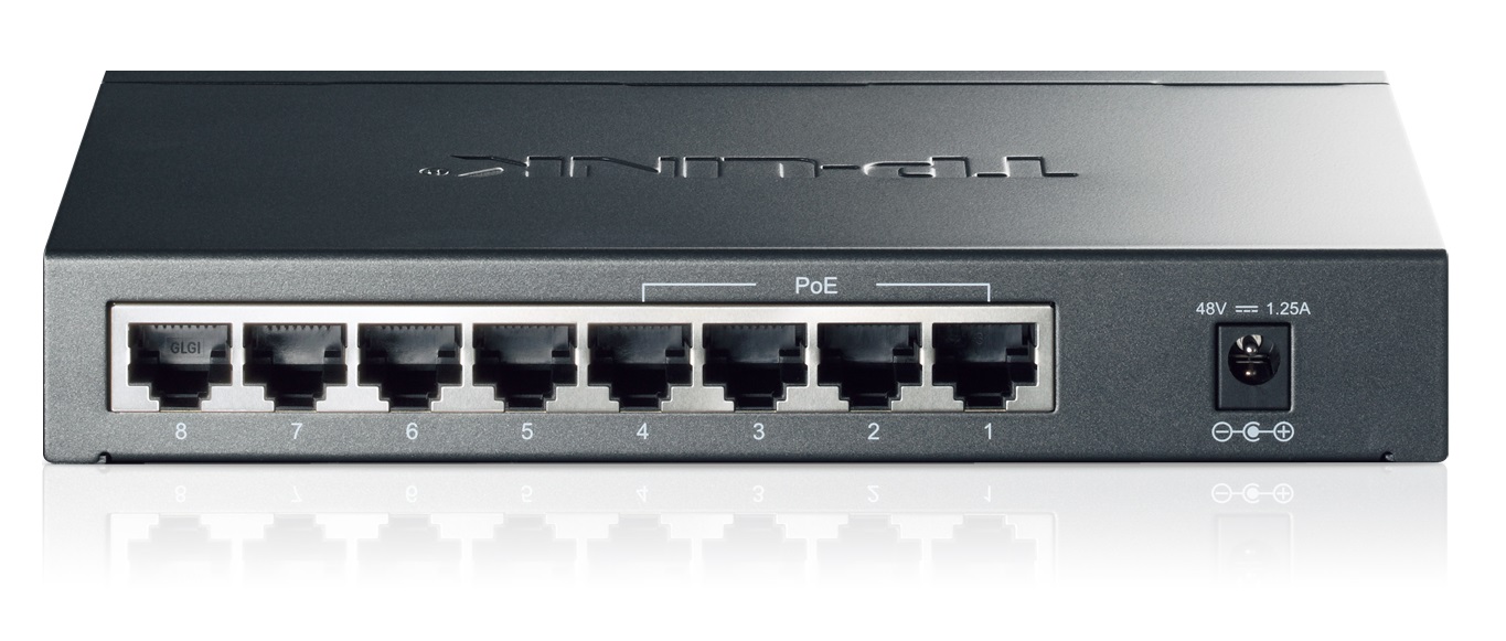TL-SG1008P Гигабитный коммутатор на 8 портов (4PoE+4)